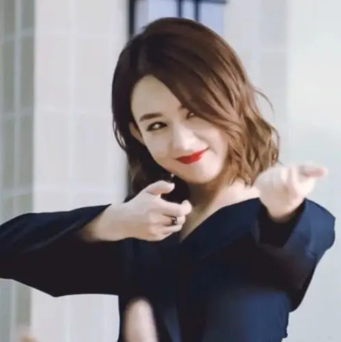 赵丽颖头像要把温柔和例外留给值得的人