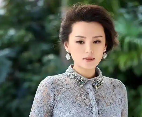 5位妈妈专业户演员,天生一张荣华富贵脸自带贵气,演不了穷人