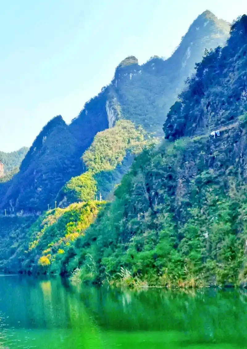 山水黔南 图片的拍摄地;贵州省黔南布依族苗族自治州贵定县新巴 - 抖