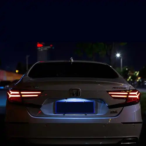 适用于十代雅阁后尾灯改装总成led流水转向倒车行车星空鱼骨尾灯