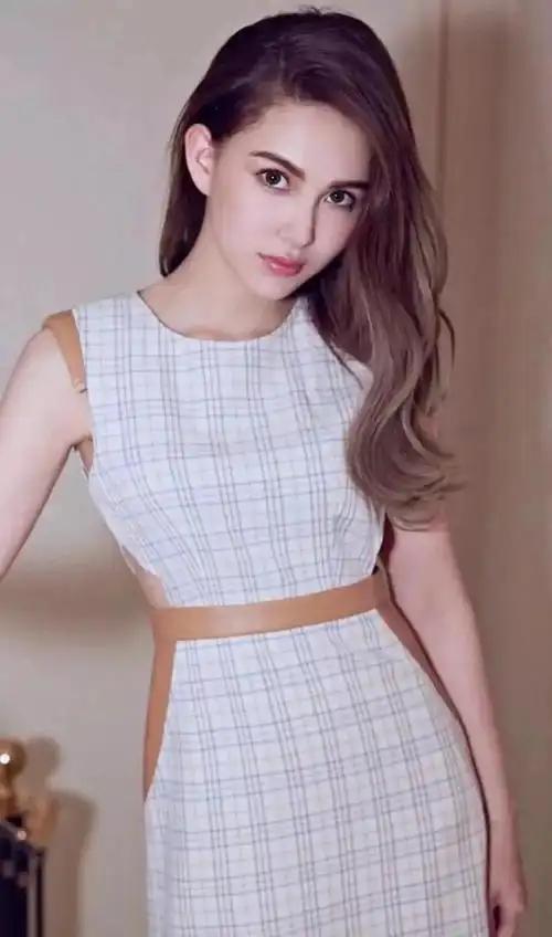 车模昆凌惊艳写真