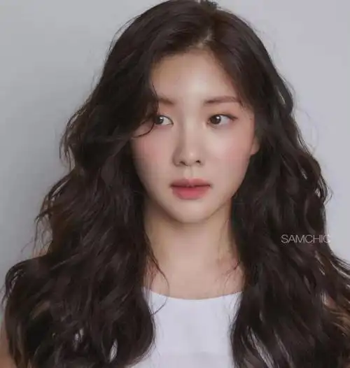 2021大波浪发型长发大卷,让你展现风情女人味