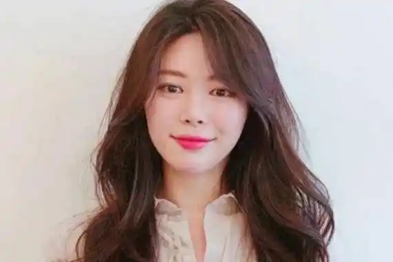 方脸女生适合的发型方脸适合什么发型方脸女生发型推荐