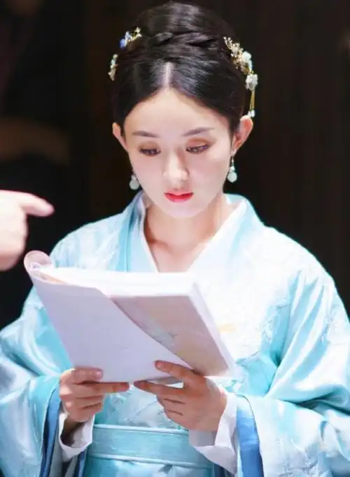 冯绍峰赞赵丽颖太牛