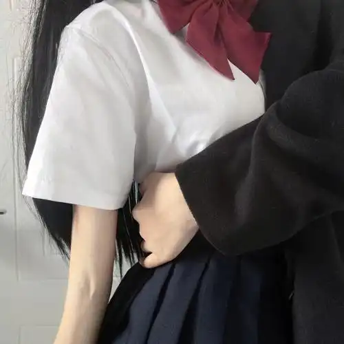 jk女生头像部位赞评论更多