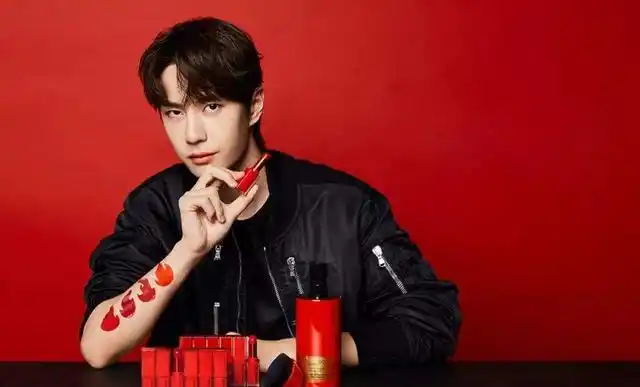 为什么口红代言全是男明星