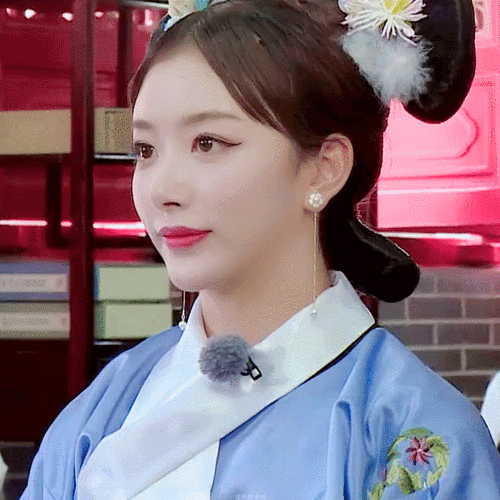 青春有你2孔雪儿# 雪儿的古装好惊艳,眼睛又大又亮,有种说不出来的