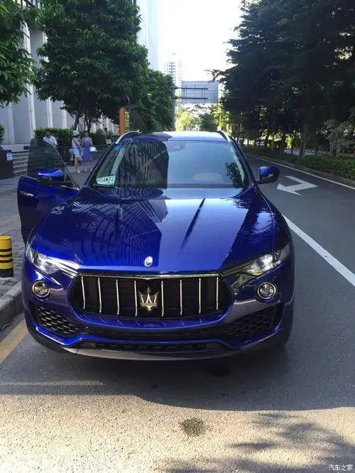 深圳莱凡特宝石蓝