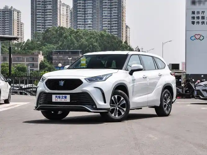 一汽丰田 皇冠陆放 2022款 2.5l hev四驱精英版