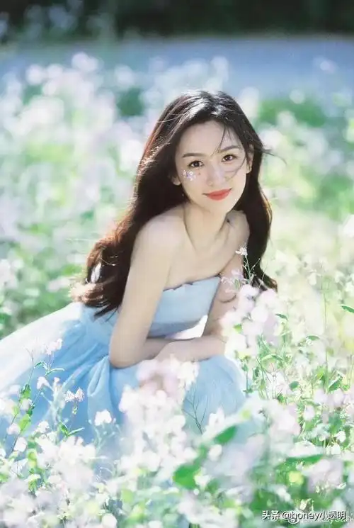 女明星美照合集性感风居家风暗黑风应有尽有