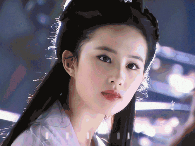 16岁刘亦菲旧照