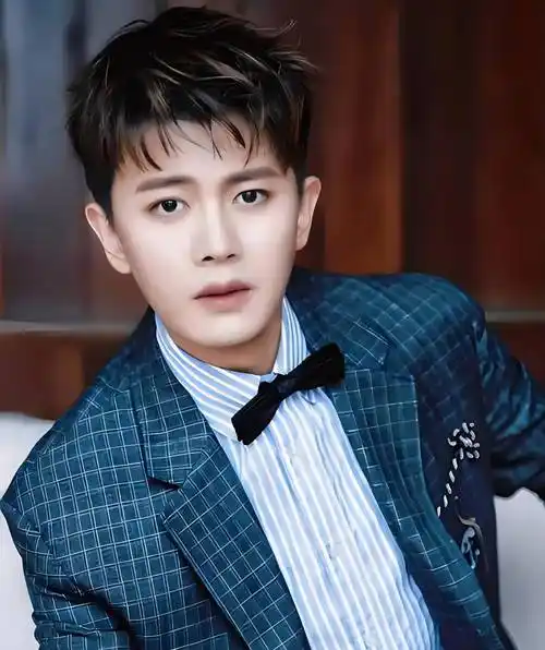 原创娱乐圈八卦刘亦菲任嘉伦唐嫣刘诗诗冯绍峰菅青子成毅杨幂