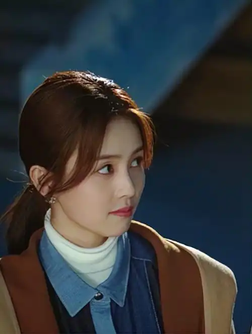 半是蜜糖半是伤白鹿罗云熙的极限拉扯两人手指互相触碰对方