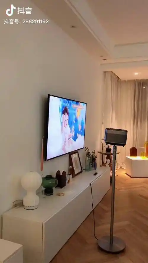 为什么不能各自回房间看电视就要跟姥姥在同一空间