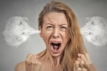 女人脾气暴躁的面相是怎样的应该怎样相处