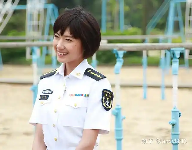 《天生要完美》剧照