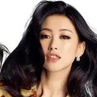 多才艺人朱珠靓丽头像