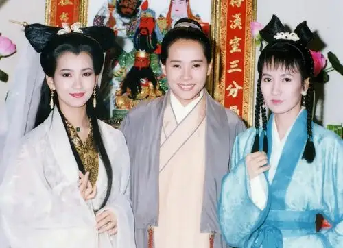 新白娘子传奇三大主创合影剧照比一比哪张最经典