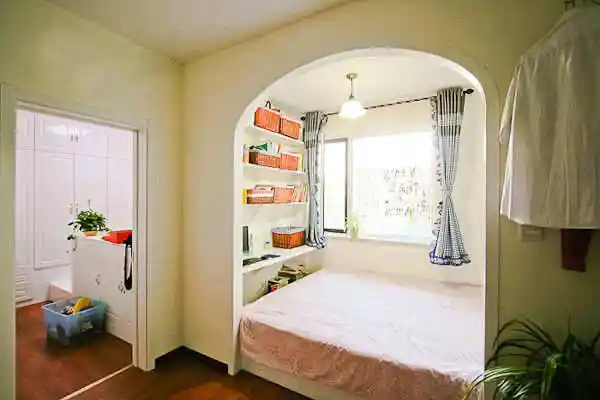 87平方米两室改三室户型成功装修案例 小户型创意空间利用客厅改造成