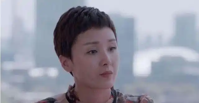 如何评价《少年派》中邓小琪的妈妈"邓半城"?