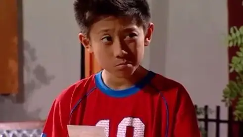 《家有儿女》精彩片段,心疼被排挤的刘星,调皮的孩子活该受气吗