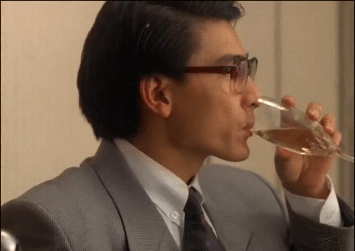 刘德华喝酒整蛊专家车文杰gif动图_动态图_表情包下载_soogif