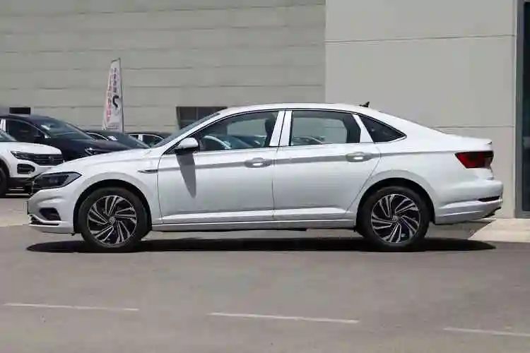 速腾怎么样(速腾2021款1.4t超越版落地价)-第2张图片