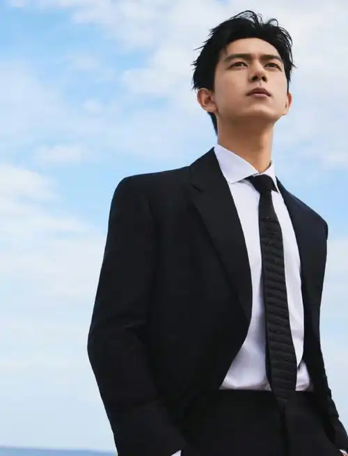 用李现照片当成相亲对象发给老爸##国色芳华