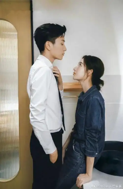 你给我的喜欢#王子奇,王玉雯新剧《你给我的喜欢》明天终于要更新了!