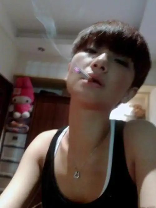 纹身女同假学历,丑闻缠身的苏妙玲,沉寂十年后霸气回归|李斯丹妮