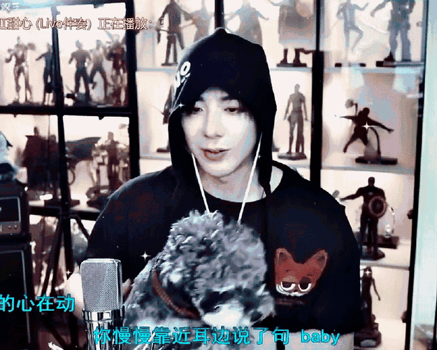 你是不是每天都对着你的经纪人@摩登兄弟刘宇宁斯哈?