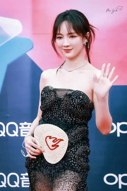 孟佳qq音乐巅峰盛典##孟佳巅峰盛典红毯