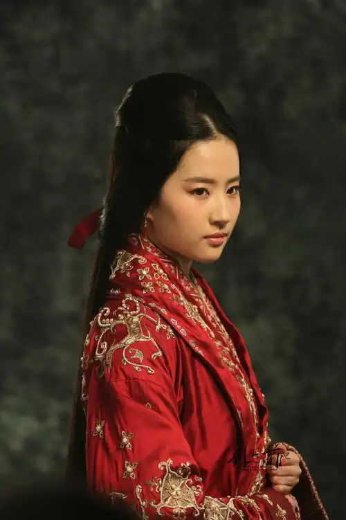 刘亦菲灵雎铜雀台