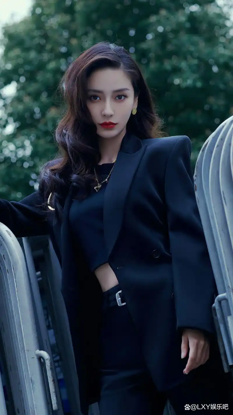 混血美女杨颖(angelababy)