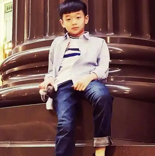 杨阳洋整容式长大而考拉更是秒变大长腿小钟丽缇既视感