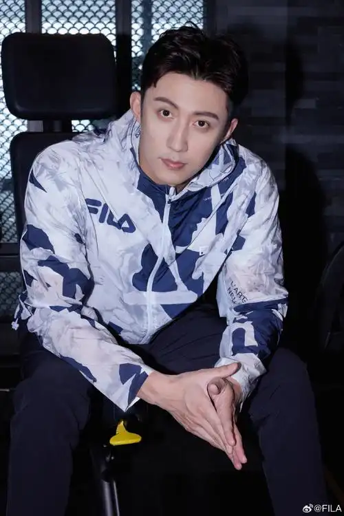 fila时尚运动代言人黄景瑜##fila拿铁女孩##makeperformance