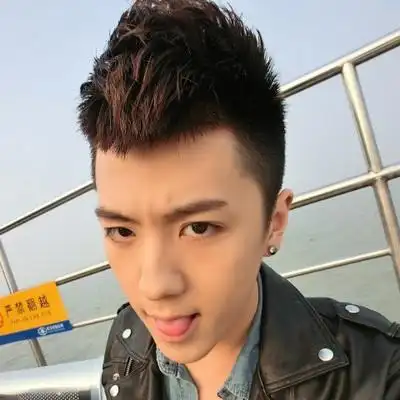 男生桃心齐刘海发型怎么剪(3)