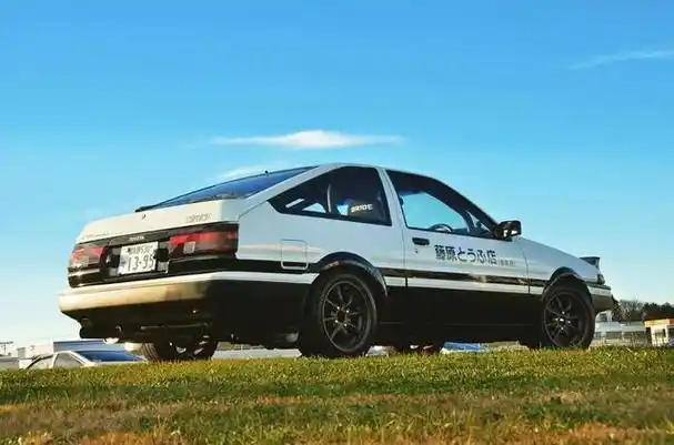 头文字d后现代生活ae86不送豆腐有啥干