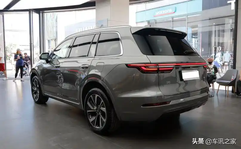 家用大6座,空间大油耗低的中大型suv,带你看2021款理想one