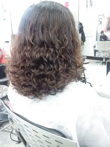 [烫发技术分享] 今天做的一款热烫