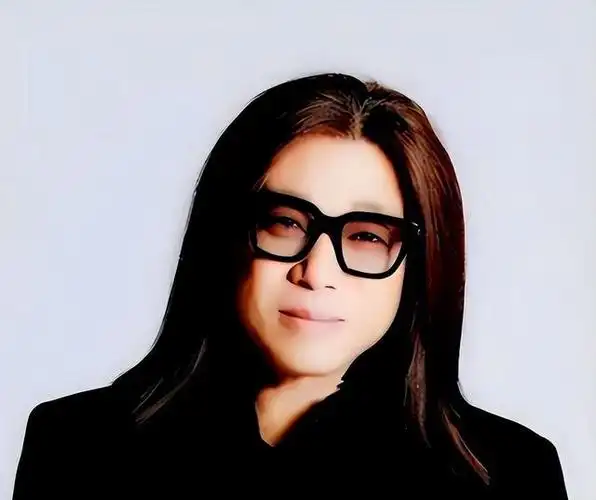 歌手郭峰两段恋情无疾而终62岁未婚无子女一生都献给了音乐