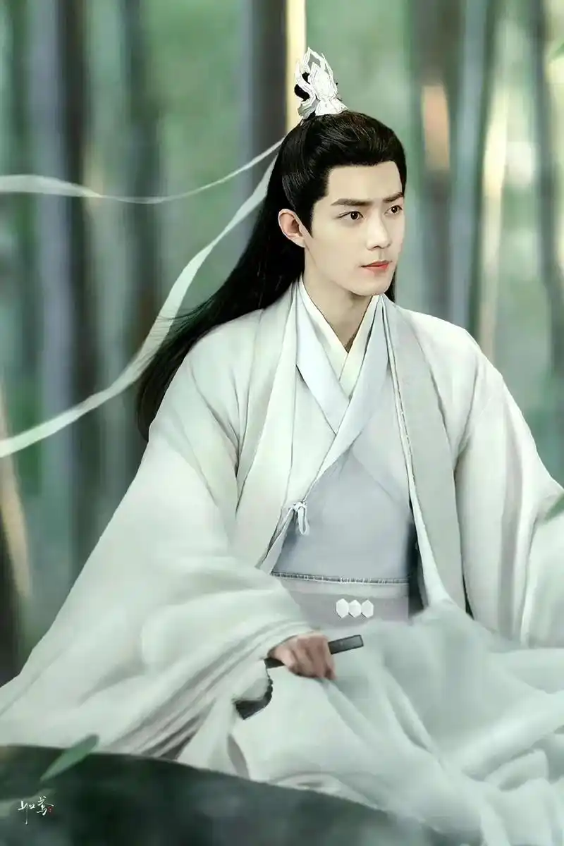 白衣飘飘,温文尔雅#古装男神 #肖战玉骨遥 #陌上人如玉公子 - 抖音