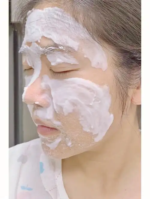 只要是皮肤出油,毛孔就变得又大又脏,也用过不少毛孔清洁产品撕拉的