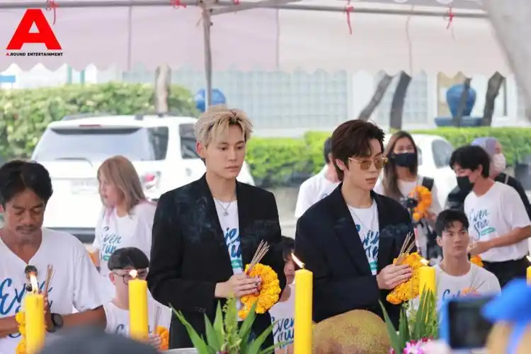 evensun拜神仪式[合十r]#bounprem  #文总boun  #prem包包  #泰腐