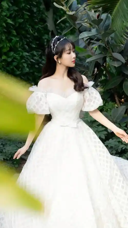 杨紫230506 精美图集 清新脱俗 优雅高贵_婚纱_气质_白色