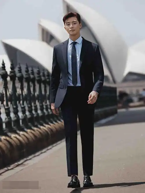 朴叙俊这次在澳洲拍摄写真,一身帅气西装简直重回"副会长"啊,这优越的