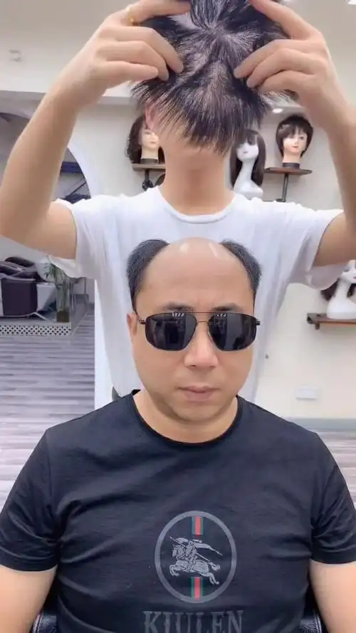 这位霸气侧漏的大哥,有这样的头型不符合他的气质