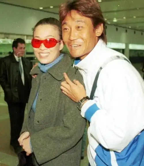 那英二婚老公私下不老实?