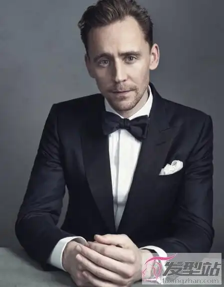 英伦绅士复古发型尽显帅气成熟男人味