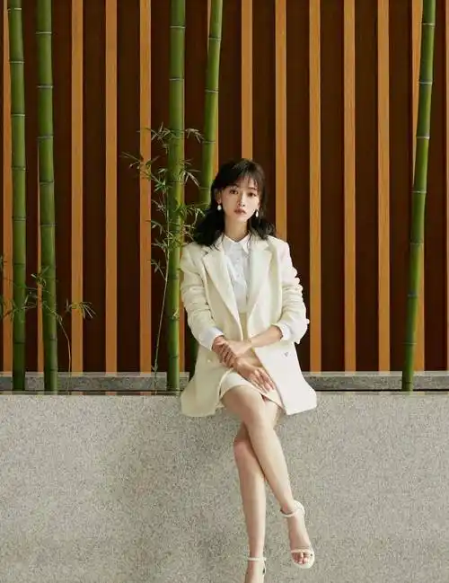 新晋女星吴谨言感情路坎坷,交了多个男友皆是渣男?还曾被家暴